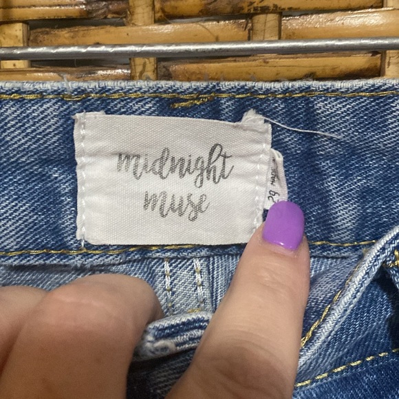 NWOT midnight muse, pearl beaded, embellished, distressed jeans 29” - Picture 6 of 8